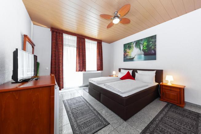 Hotel Avalon Landstuhl Εξωτερικό φωτογραφία